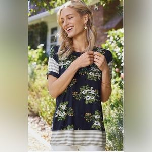 Matilda Jane NWT Womens Size M “In the Mix” Tunic Top Navy Floral